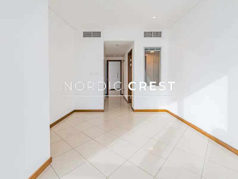 Waterfront View Residence | Spacious 3BR+M