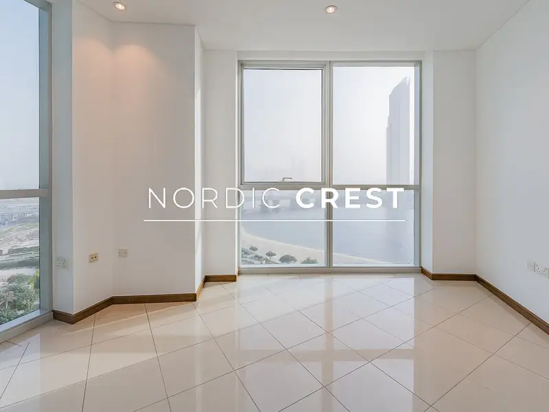 Waterfront View Residence | Spacious 3BR+M