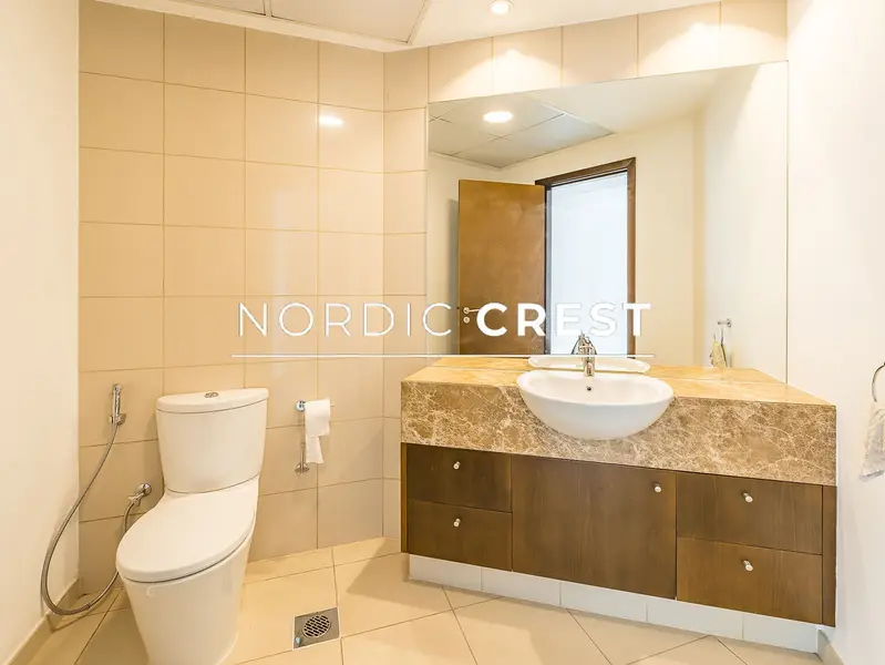 Waterfront View Residence | Spacious 3BR+M