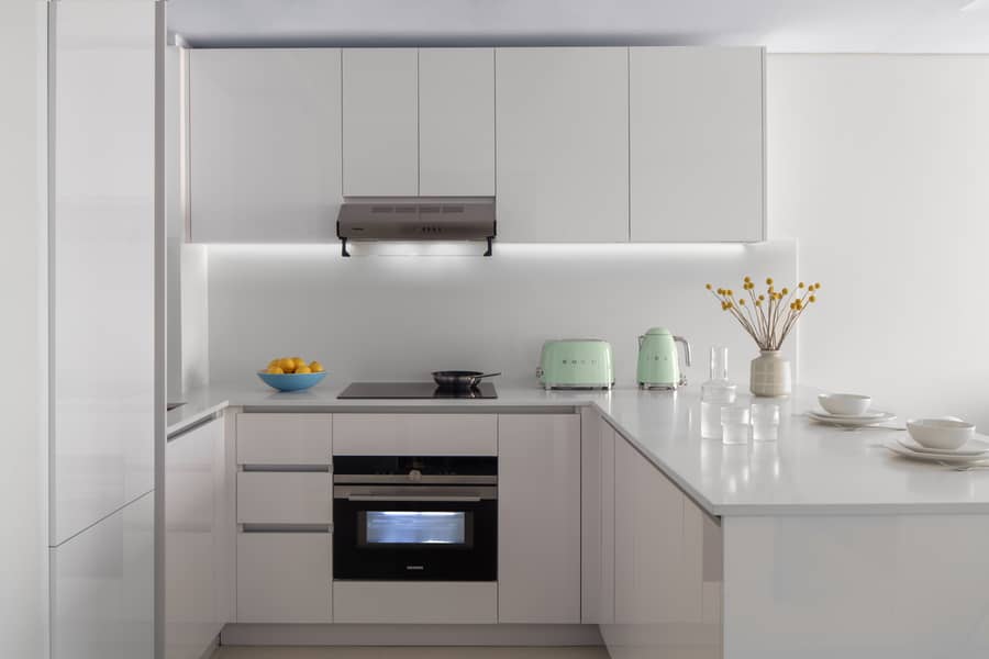 15 Business Suite Kitchen. jpg