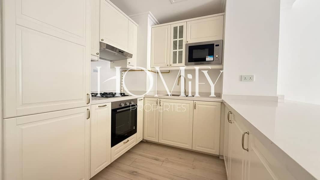Spacious Layout | Ready to Move | Park View - Image 3