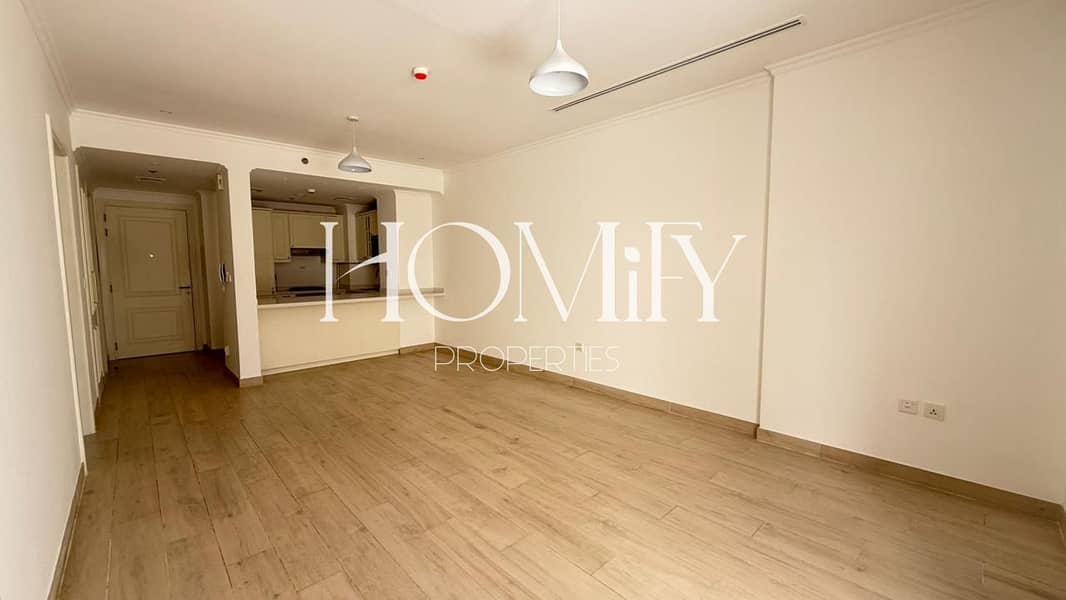 Spacious Layout | Ready to Move | Park View - Image 4