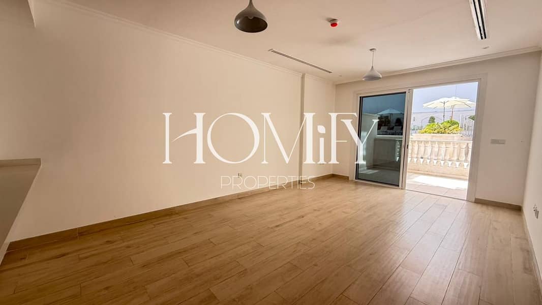 Spacious Layout | Ready to Move | Park View - Image 5