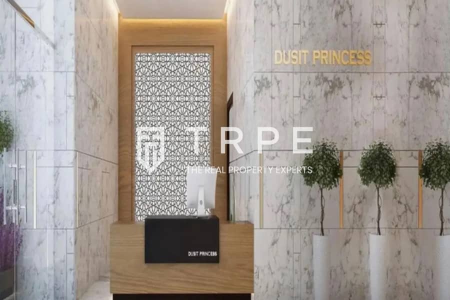 Fully Furnished | Vacant | Spacious Apt - Image 4