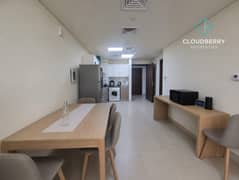 شقة في عزيزي بلازا،الفرجان 1 غرفة 870000 درهم - 15116024