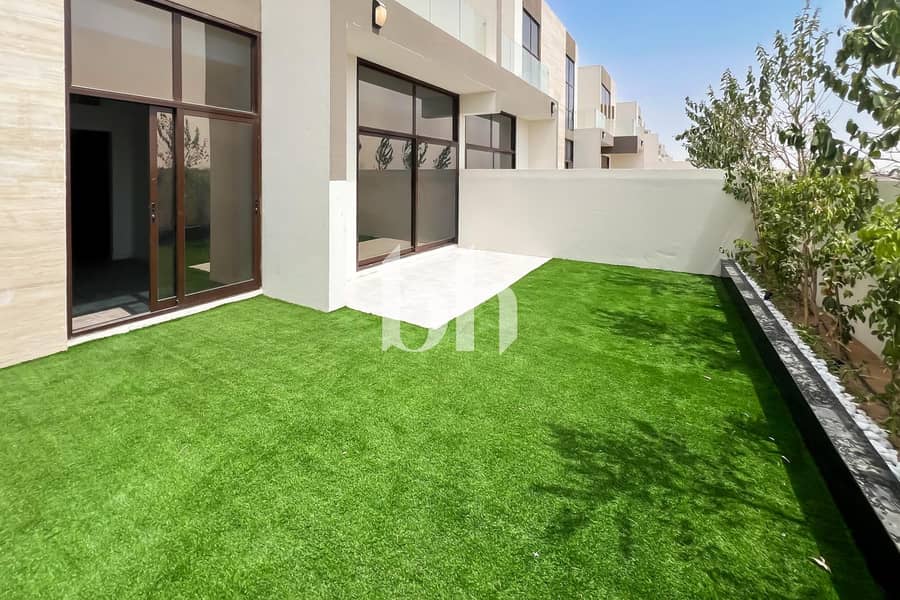 Larger Plot | Zone 2 | Ready to Move | Single Row - Image 14