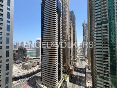 2 Bedroom Apartment for Rent in Dubai Marina, Dubai - Spacious Layout | Vacant Now | High Floor