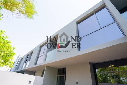 4 Bedroom Townhouse for Sale in Tilal City, Sharjah - 8888. png 4 Bedroom Townhouse for Sale in Tilal City, Sharjah - 8888. png