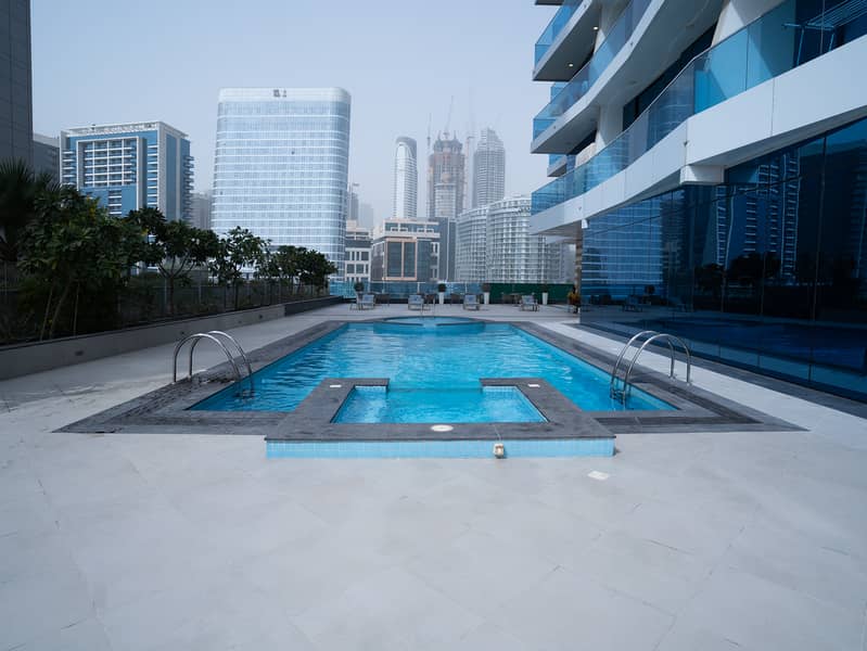 15 88803842 SUITE STAY. png