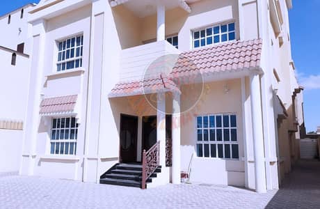 Modern Luxury Villa With Modern Design 5 Master Bedrooms