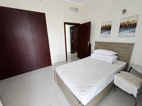 Fully Furnished! Bright, Perfect Layout!