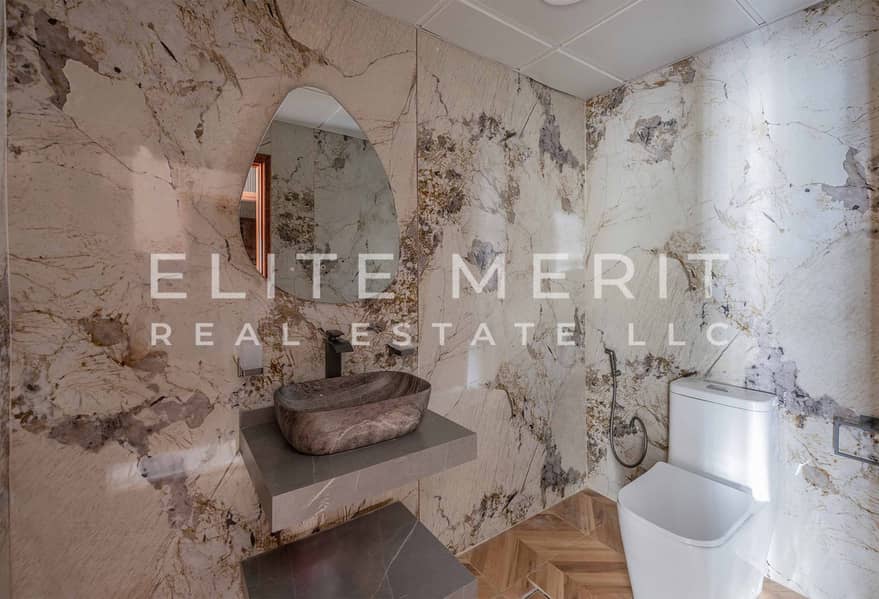 Fully Furnished + Upgraded | High Floor | Ready to Move-In - Image 14
