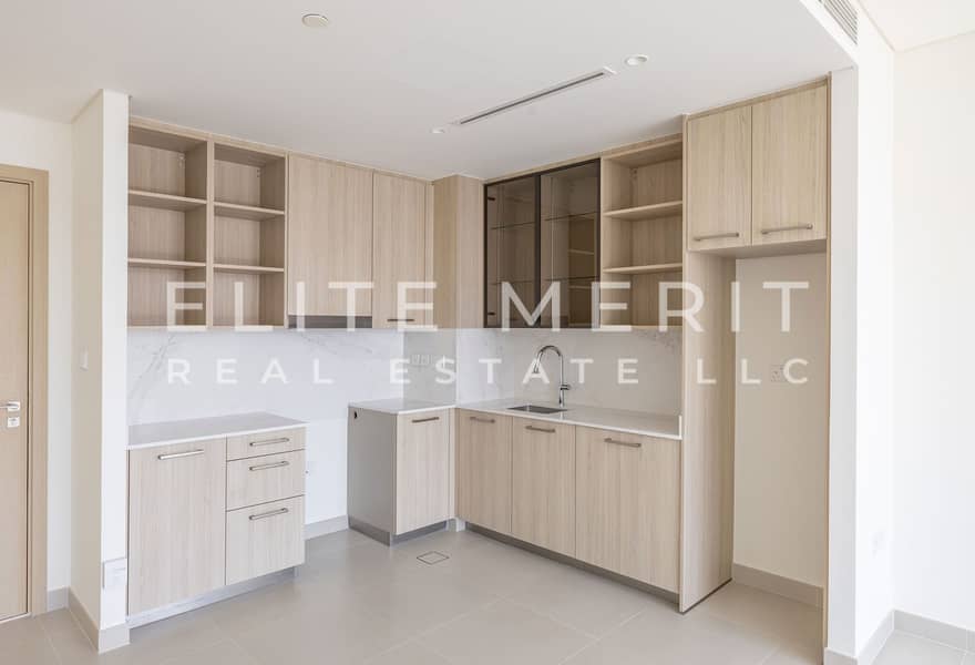 Community View | Unfurnished | Ready to Move-In - Image 6