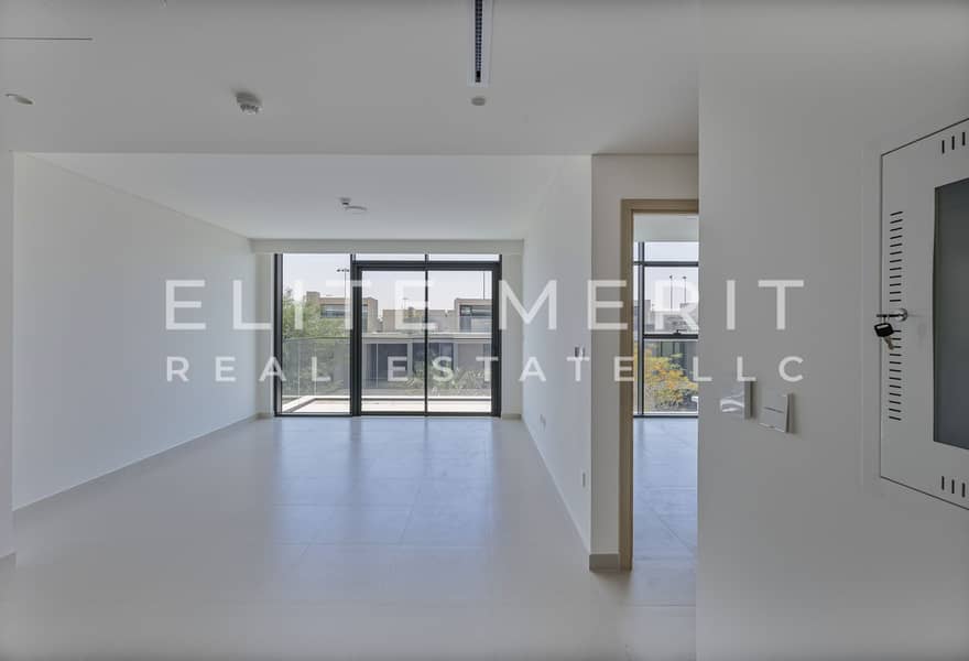Community View | Unfurnished | Ready to Move-In - Image 8
