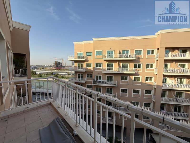 Flexible Cheques - Prime Location -Ready 2 Move - Lake Views - High Floor - Vibrant & Spacious - Image 13