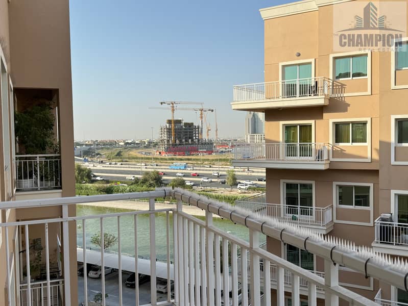 Flexible Cheques - Prime Location -Ready 2 Move - Lake Views - High Floor - Vibrant & Spacious - Image 15