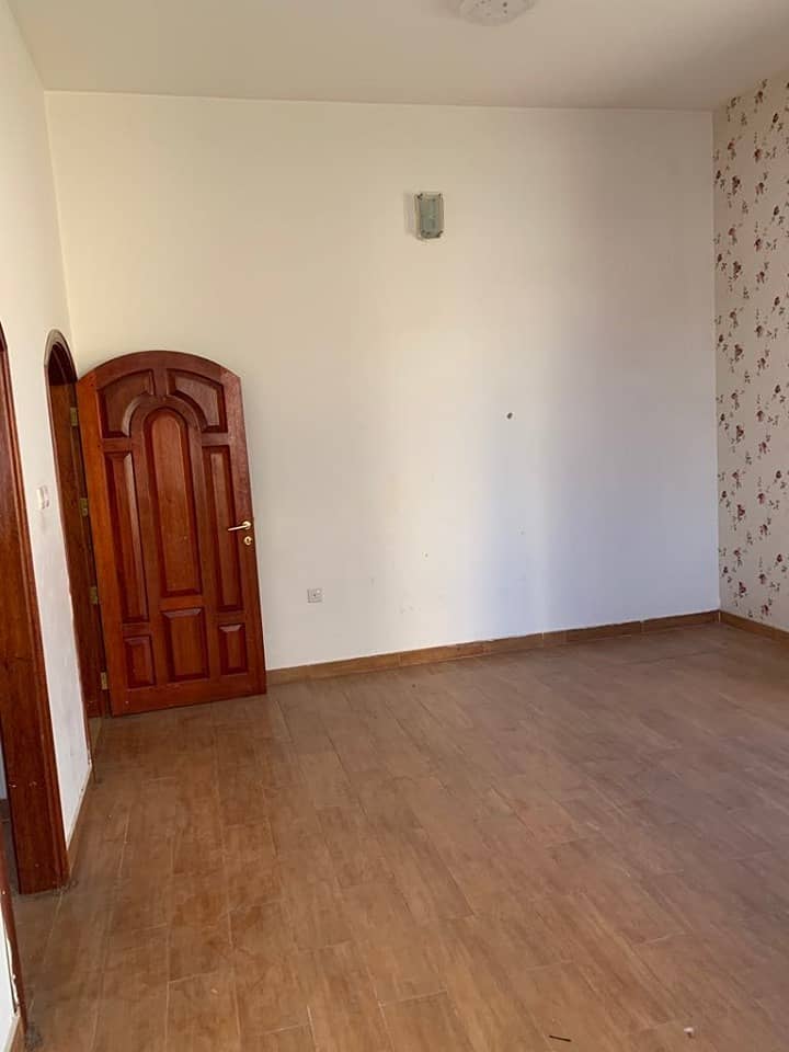 villa for rent for at el warqa : 5 bedroom master witrh maid room