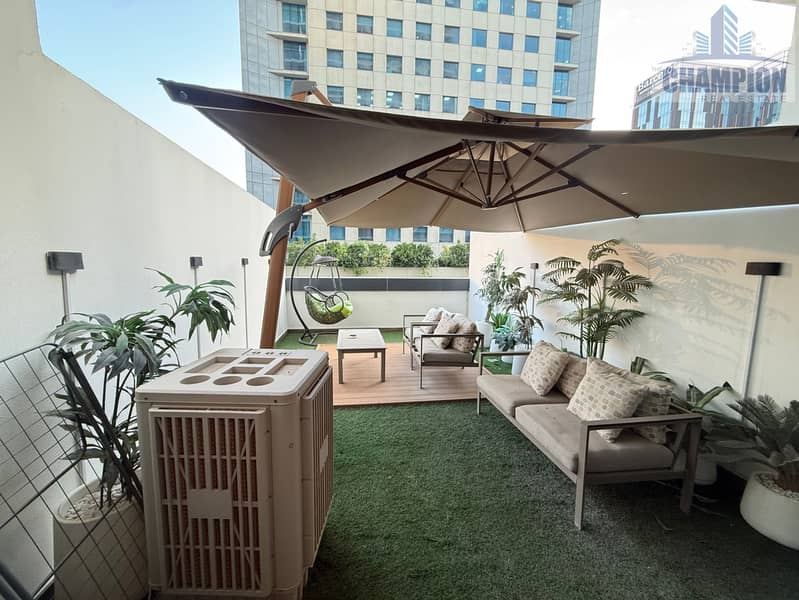 Executive Designer Studio - Modern Upgraded - Ready To Move - With Bills Without Bills Available - Rare Layout With Extra Large Balcony - Image 10