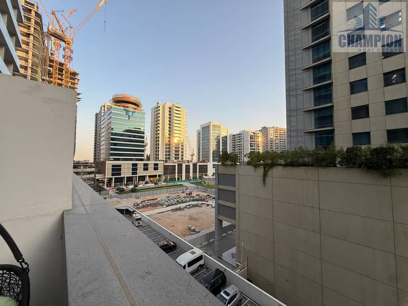 Executive Designer Studio - Modern Upgraded - Ready To Move - With Bills Without Bills Available - Rare Layout With Extra Large Balcony - Image 15