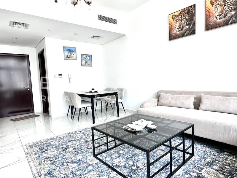 Furnished | Near Sheikh Zayed Road | Vacant - Image 8
