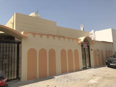 للبيع فيلا دور واحد منطقة الغافيه بحالة جيدة للبيع فيلا دور واحد منطقة الغافيه بحالة جيدة