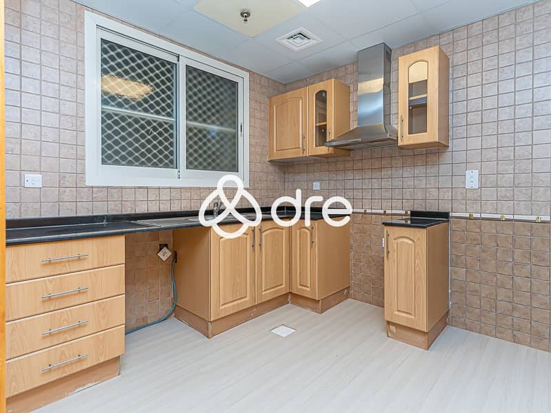 8 DRE01810. JPG