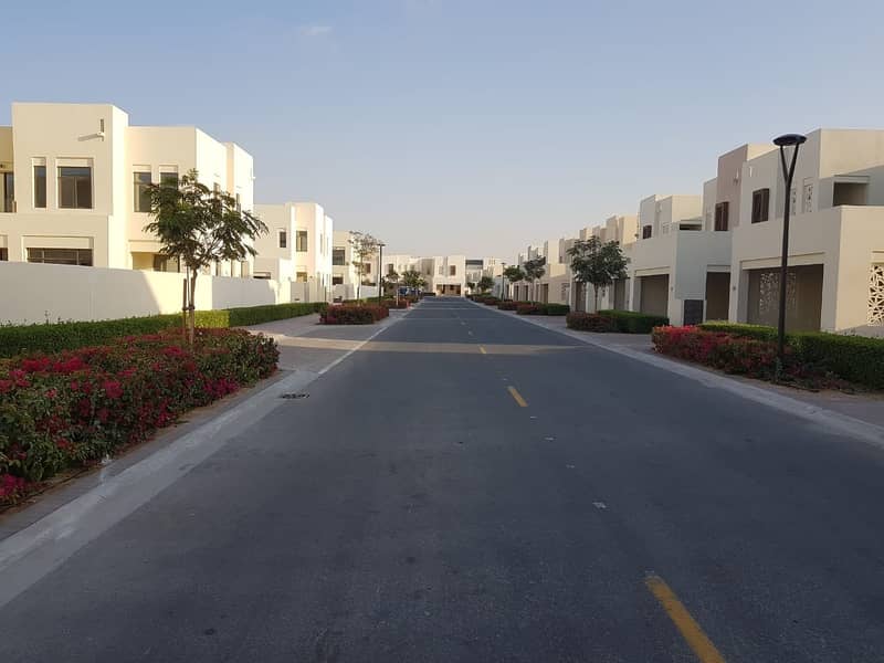 Ready to Move | 3 Beds + Maids | Mira Oasis