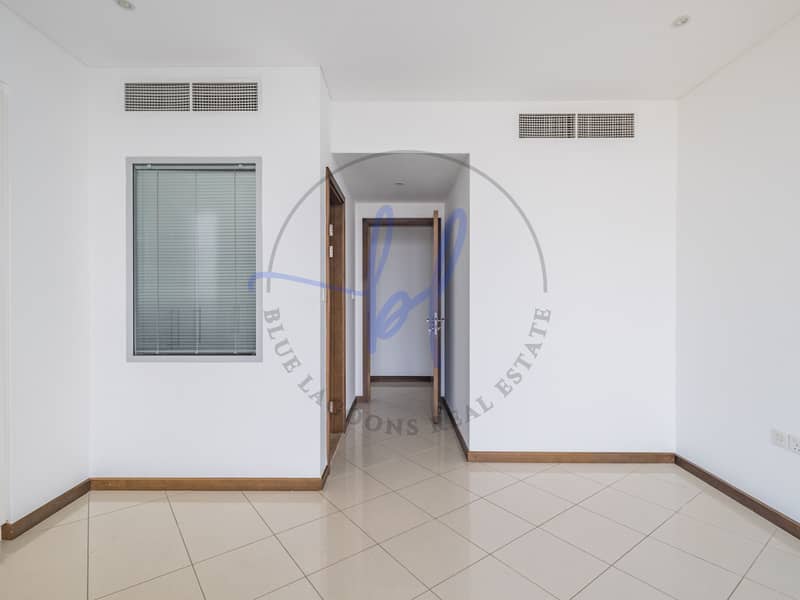 18 JGC09121-HDR. jpg
