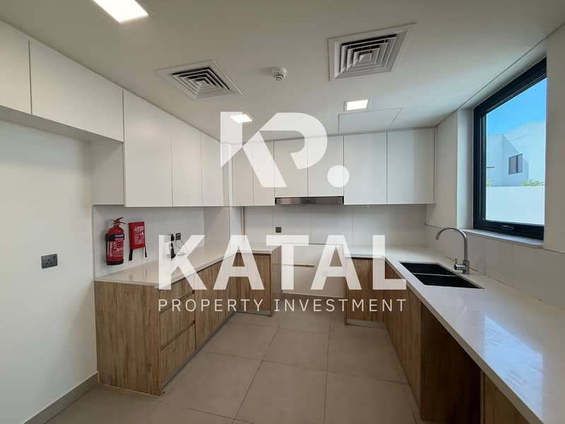 12 Villa for rent in Yas Island 11. jpeg