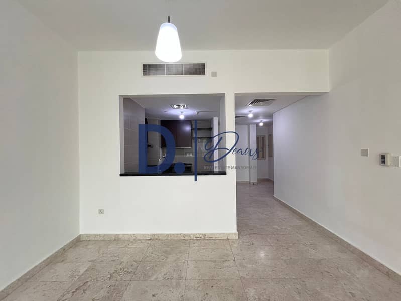 10 94cd7688-76d8-4833-adda-2cd485285427. jpg