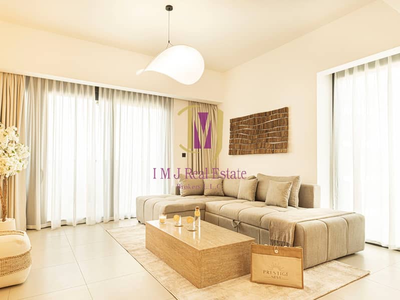 7 08__Living Room. jpg