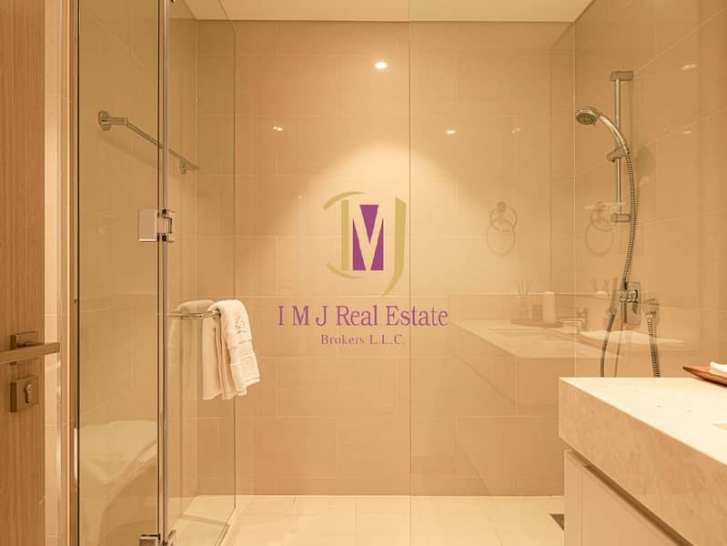 18 36. Bathroom 2. jpg