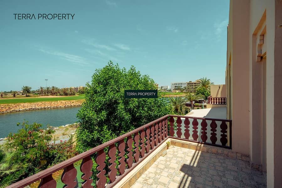 Spacious 4BR Townhouse | Lagoon View Spacious 4BR Townhouse | Lagoon View