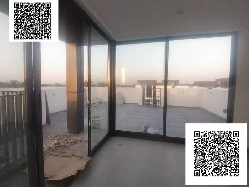 Residential and commercial building for sale in Ajman, Al Jurf 3. Excellent opportunity for investors and businessmen. – další