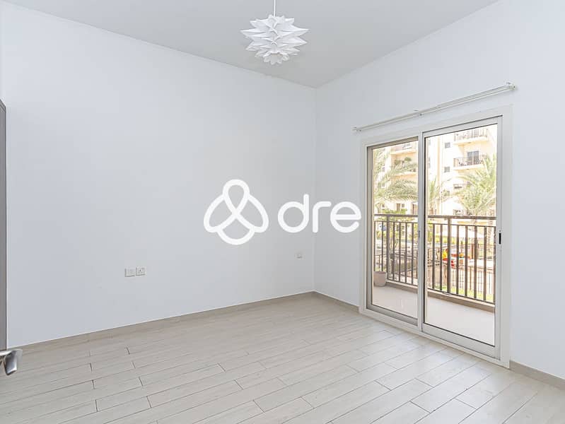 8 DRE01585. JPG