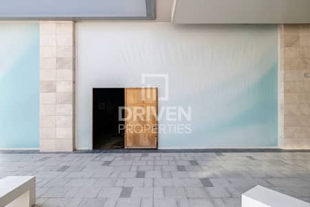 Shop for Sale in Al Wasl, Dubai - Rare Freehold Wasl Retail | Scenic Canal View