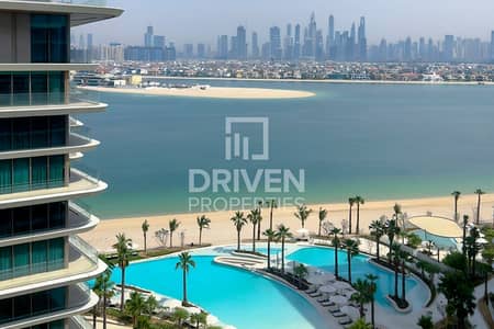 2 Bedroom Flat for Sale in Palm Jumeirah, Dubai - Biggest Layout | Corner Unit | 07 Series