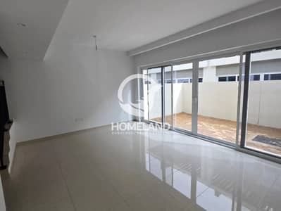 3 Bedroom Townhouse for Rent in DAMAC Hills 2 (Akoya by DAMAC), Dubai - Huge 3BR | Closed Kitchen | Ready to Move In 3 Bedroom Townhouse for Rent in DAMAC Hills 2 (Akoya by DAMAC), Dubai - Huge 3BR | Closed Kitchen | Ready to Move In