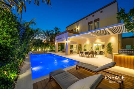 4 Bedroom Villa for Sale in Jumeirah Park, Dubai - Turnkey | 4 Bedroom with Private Pool