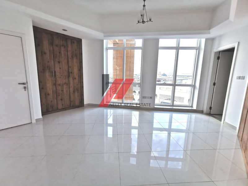 6 Chiller free 2bhk flat with open view near Mall of Emirates in 86k