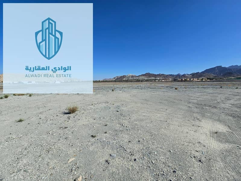 Residential land for sale in Al Hooshi area, Sharjah, on Maliha Road - Image 7