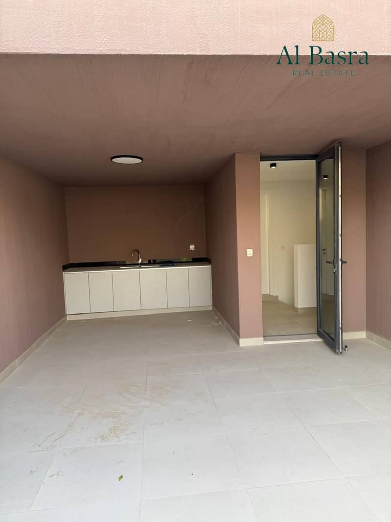 8 freehold-villa-masaar-investment-property. jpeg