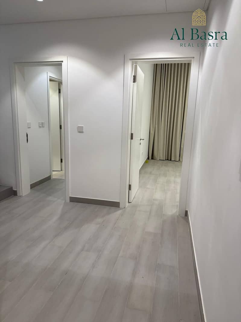 19 spacious-bedroom-villa-masaar. jpeg