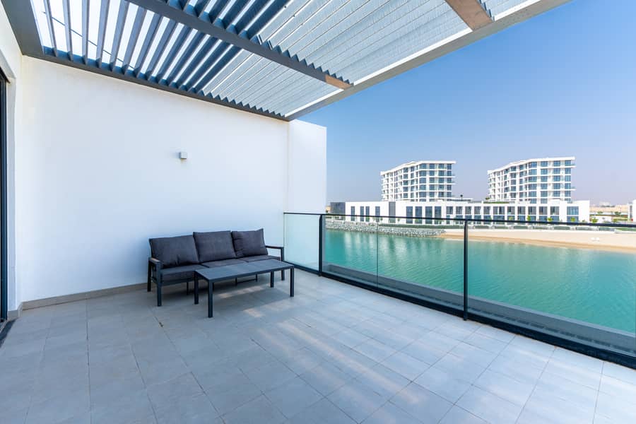 21 Bedroom 1.5 Balcony. jpg