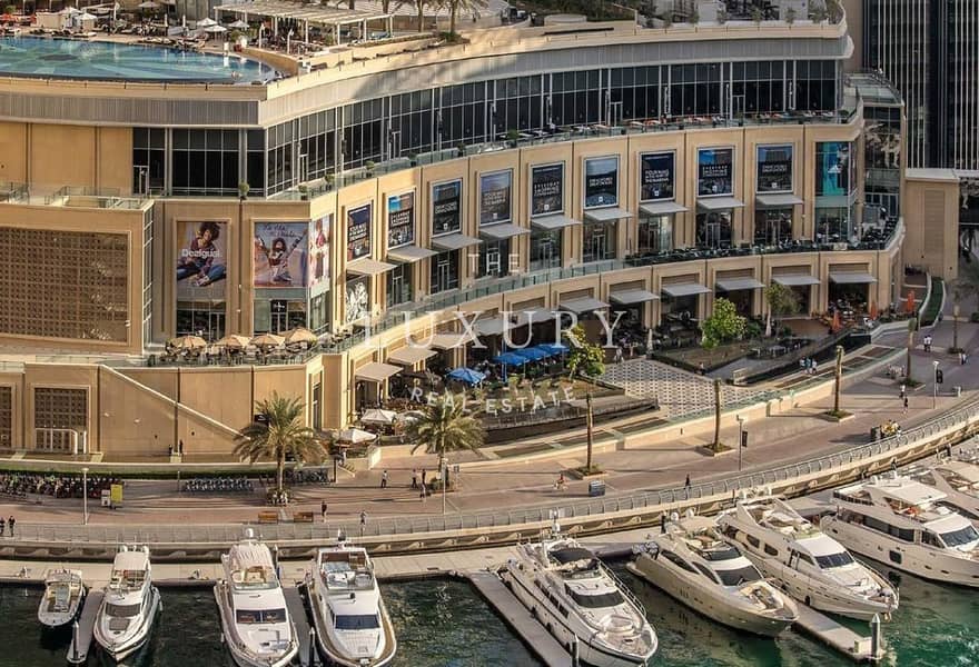 LUXURIOUS 4BR | PRIME LOCATION | MARINA VIEW - Image 6