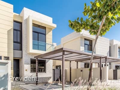 Newly Handed Over | Corner Unit | Facing Community Newly Handed Over | Corner Unit | Facing Community