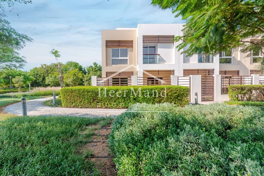 Unfurnished 3BR Villa With Maids In Quite Location Unfurnished 3BR Villa With Maids In Quite Location