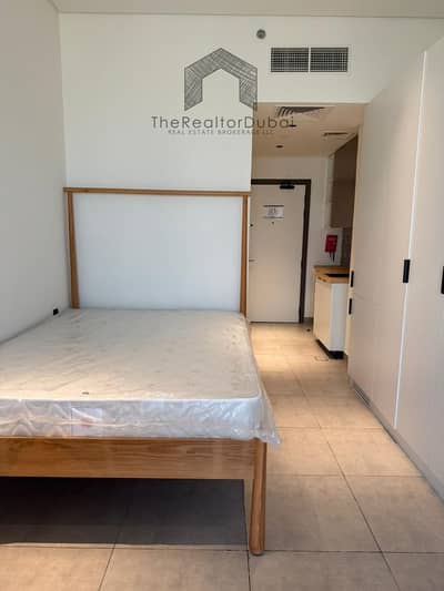 Studio zum zur Miete in Jumeirah Village Triangle (JVT), Dubai - WhatsApp Image 2026-05-05 at 1.24. 28 PM. jpeg Studio zum zur Miete in Jumeirah Village Triangle (JVT), Dubai - WhatsApp Image 2026-05-05 at 1.24. 28 PM. jpeg