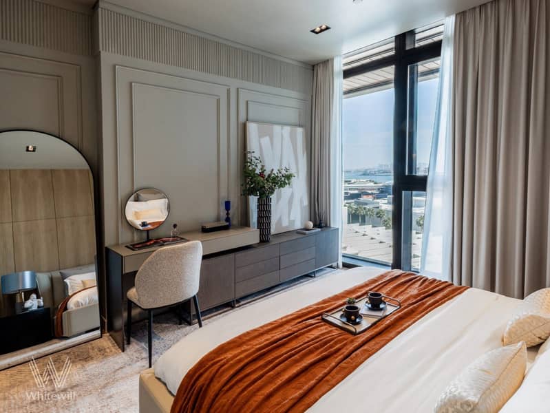 14 Master bedroom(3). jpg