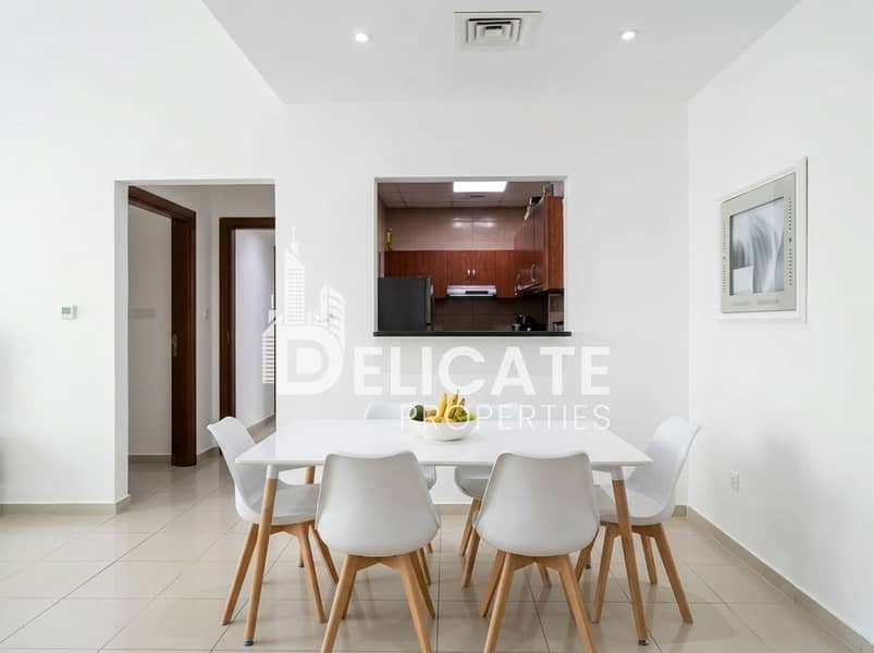 3 Living Room 1. jpg